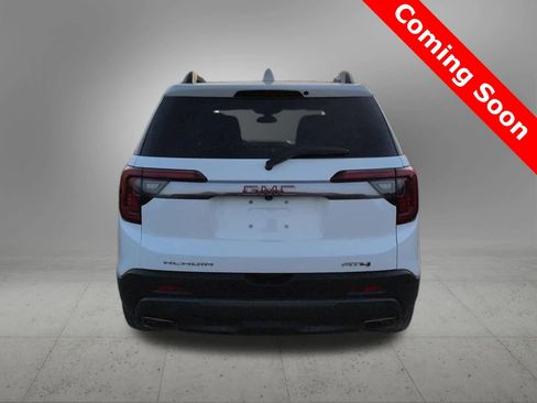 Used 2023 GMC Acadia AT4 w/ Preferred Package image 5