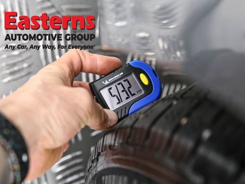 Used 2020 Volkswagen Jetta SE w/ SE Cold Weather Package image 30