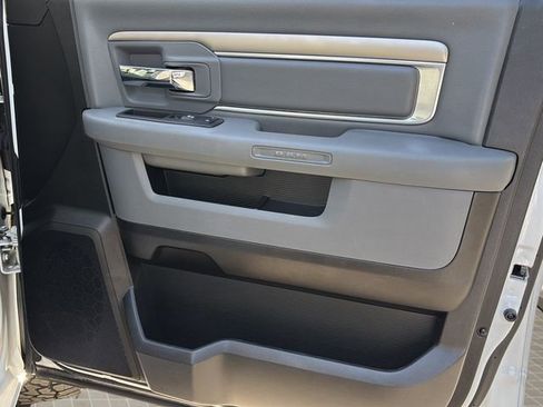 Used 2019 RAM 1500 Big Horn image 37