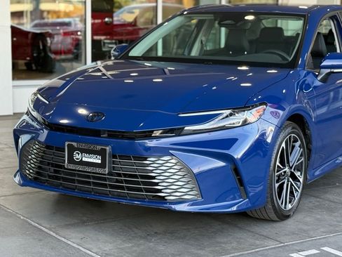 Certified 2025 Toyota Camry XLE image 3