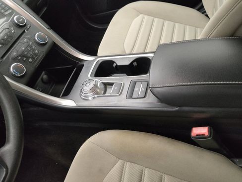 Used 2018 Ford Fusion S image 26