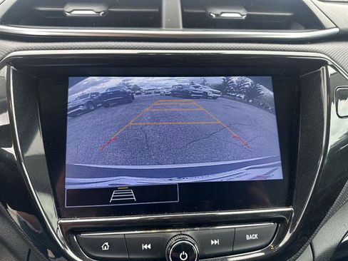 Certified 2023 Chevrolet TrailBlazer LT w/ Convenience Package FWD image 42