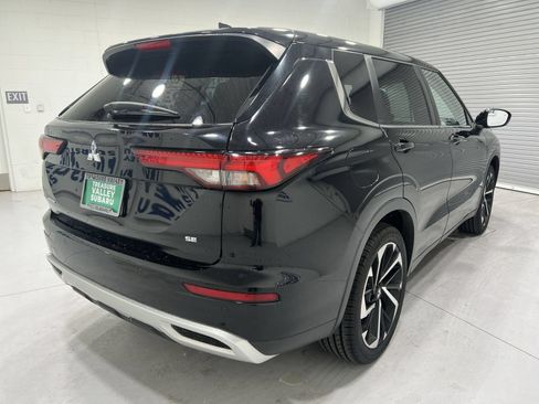 Used 2022 Mitsubishi Outlander SE FWD image 8