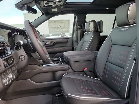 New 2026 GMC Yukon XL AT4 Ultimate w/ LPO, Floor Liner Package image 19