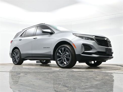 Used 2023 Chevrolet Equinox RS image 26