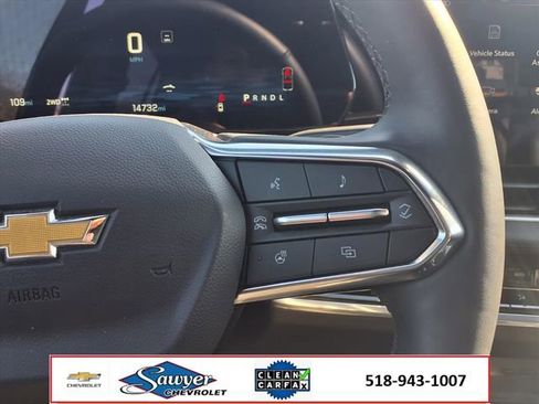 Used 2025 Chevrolet Equinox LT w/ Convenience Package II image 17