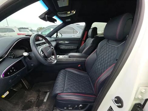 Used 2022 Genesis GV70 3.5T Sport w/ Sport Advanced Package image 2