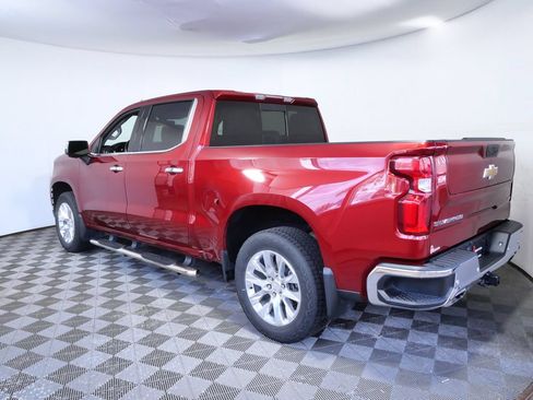 Used 2021 Chevrolet Silverado 1500 LTZ w/ Z71 Off-Road Package AWD/4WD image 6