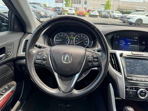 Used 2016 Acura TLX w/ Technology Package FWD image 13