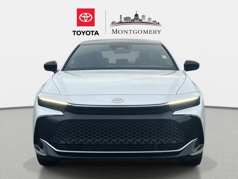 Used 2026 Toyota Crown Platinum image 10