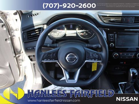Used 2020 Nissan Rogue S FWD image 15