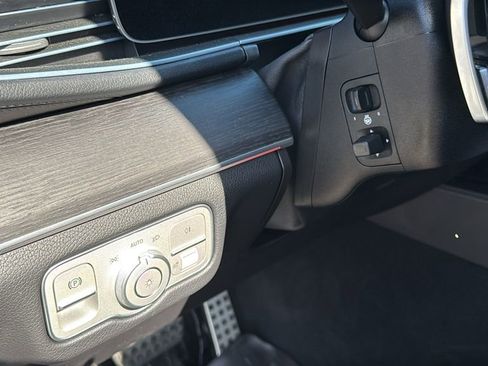 Certified 2025 Mercedes-Benz GLS 450 4MATIC image 29