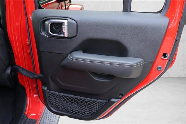 Used 2021 Jeep Wrangler Unlimited Sahara w/ Safety Group AWD/4WD image 26