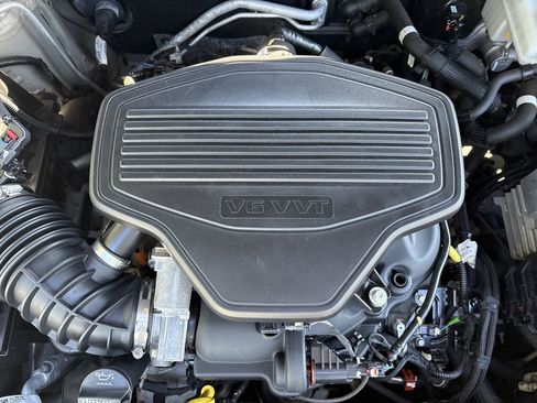 Used 2021 Chevrolet Blazer RS w/ Driver Confidence II Package image 23