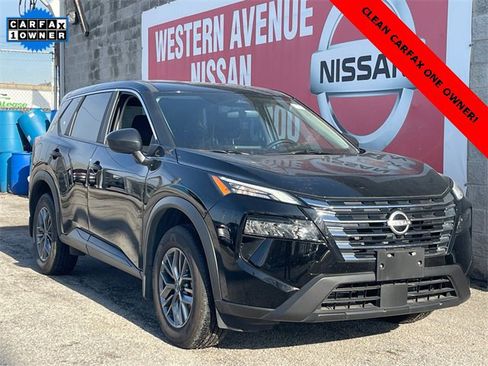 Used 2025 Nissan Rogue S image 1