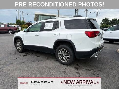 Used 2017 GMC Acadia SLE AWD/4WD image 3