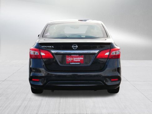 Used 2017 Nissan Sentra S w/ S Style Package image 6