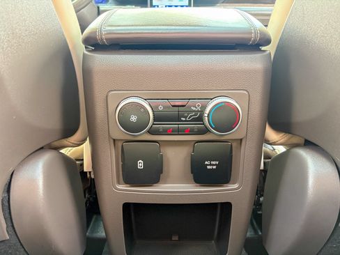 Used 2020 Ford Explorer Platinum AWD/4WD image 33