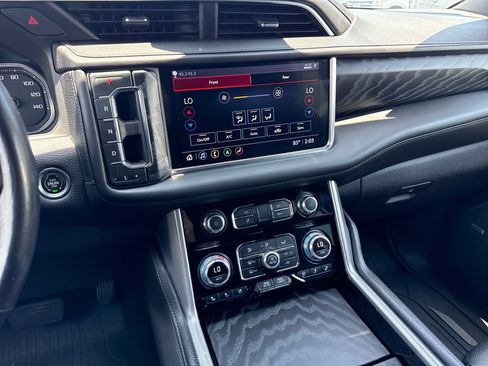 Used 2021 GMC Yukon Denali w/ Denali Premium Package RWD image 20