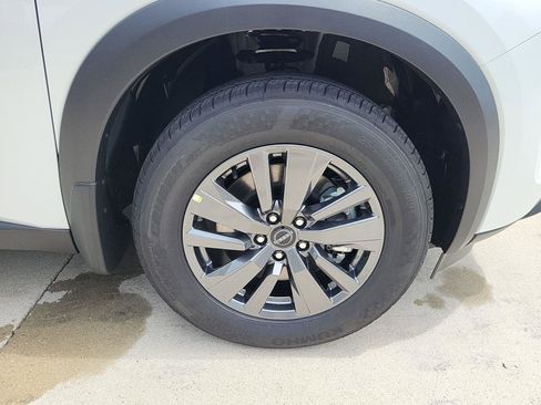 Used 2025 Nissan Pathfinder SV w/ Cargo Package image 33