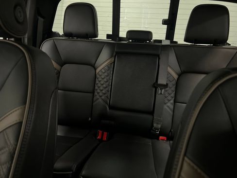 Used 2025 GMC Canyon Denali AWD/4WD image 28