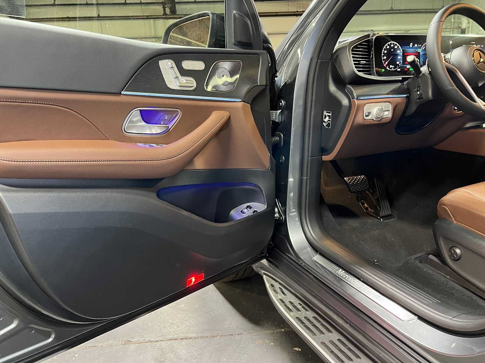 New 2026 Mercedes-Benz GLE 450e 4MATIC image 21