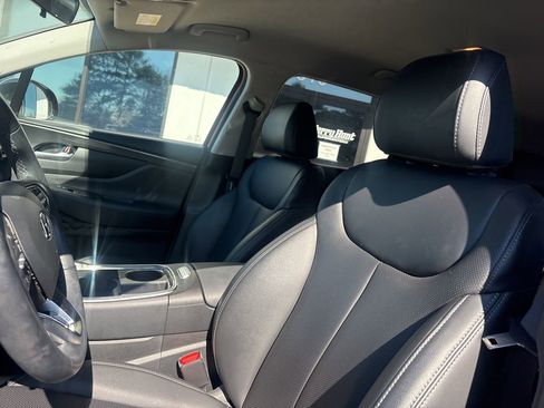 Used 2023 Hyundai Santa Fe XRT image 3