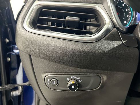 Used 2022 Chevrolet Equinox LT image 17