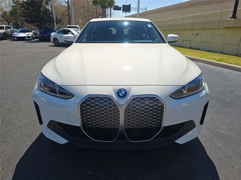 Used 2025 BMW i4 eDrive40 image 7