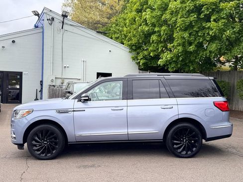 Used 2021 Lincoln Navigator Black Label w/ Special Edition Package AWD/4WD image 3