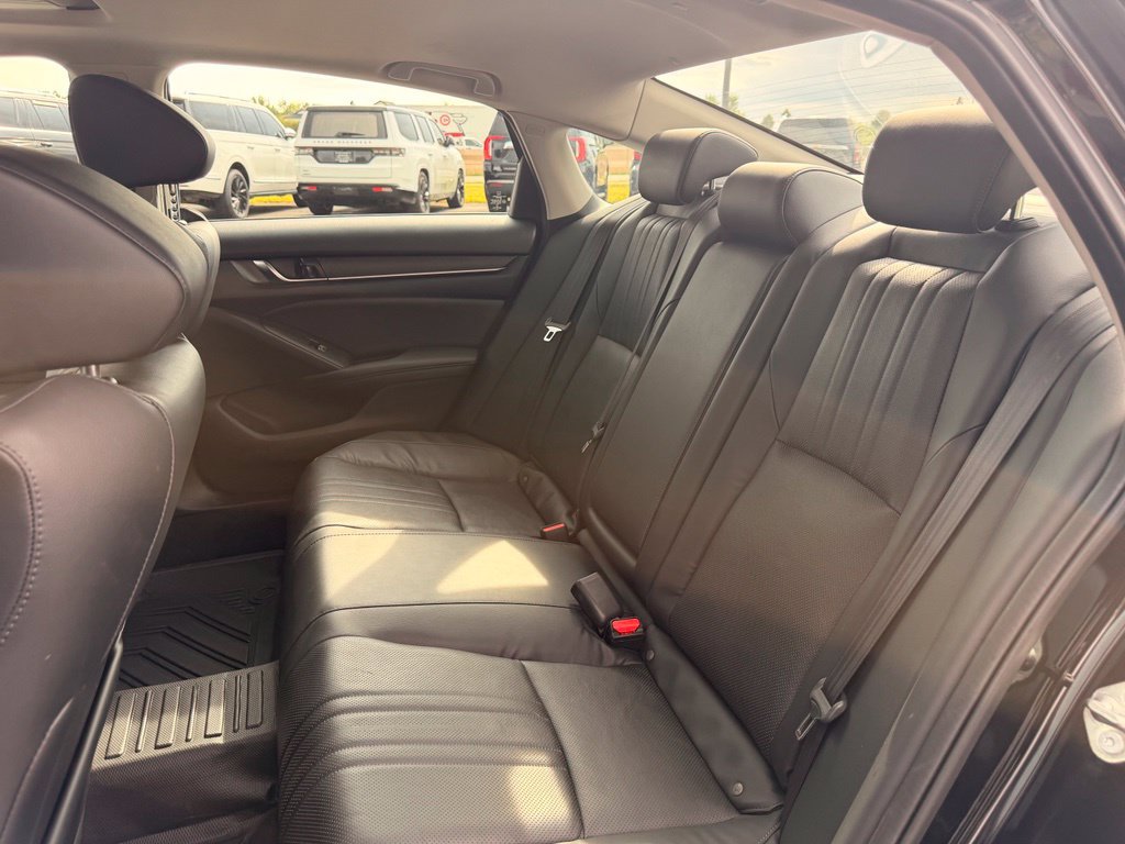 Used 2018 Honda Accord EX-L image 25