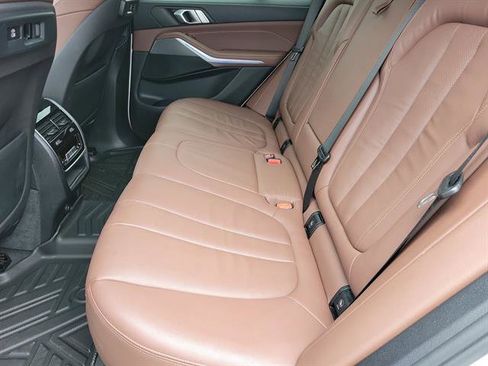 Used 2019 BMW X5 xDrive40i w/ Convenience Package image 8