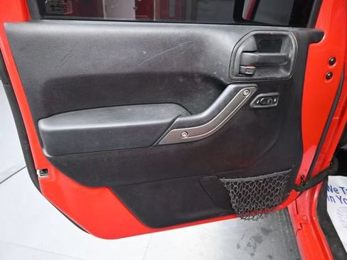 Used 2015 Jeep Wrangler Unlimited Sport w/ Quick Order Package 24S AWD/4WD image 12