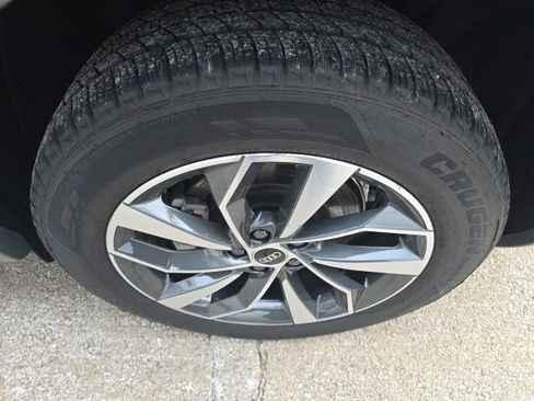 Used 2023 Audi Q5 2.0T Premium Plus w/ Premium Plus Package image 12