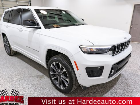 Used 2025 Jeep Grand Cherokee L Overland AWD/4WD image 6