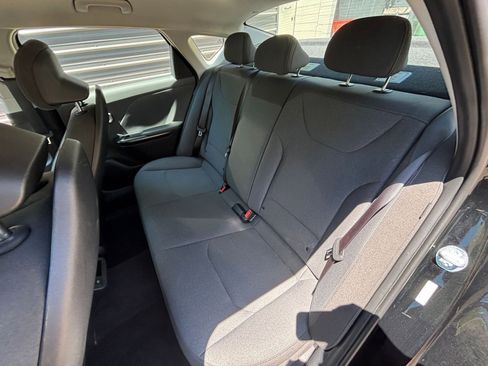 Used 2025 Kia K4 FWD image 22