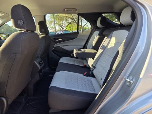 Used 2024 Chevrolet Equinox LS w/ LS Convenience Package FWD image 13
