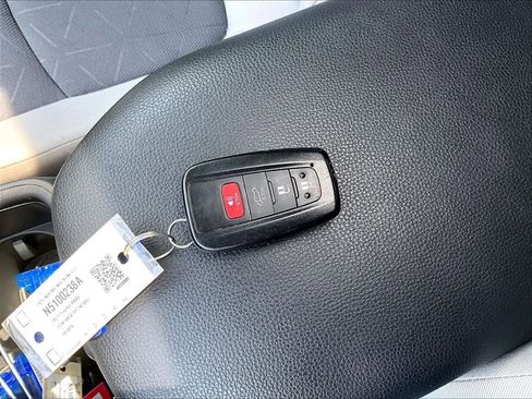 Used 2023 Toyota RAV4 XLE w/ Convenience Package AWD/4WD image 33