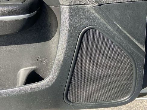 Used 2022 Chrysler 300 Touring image 19