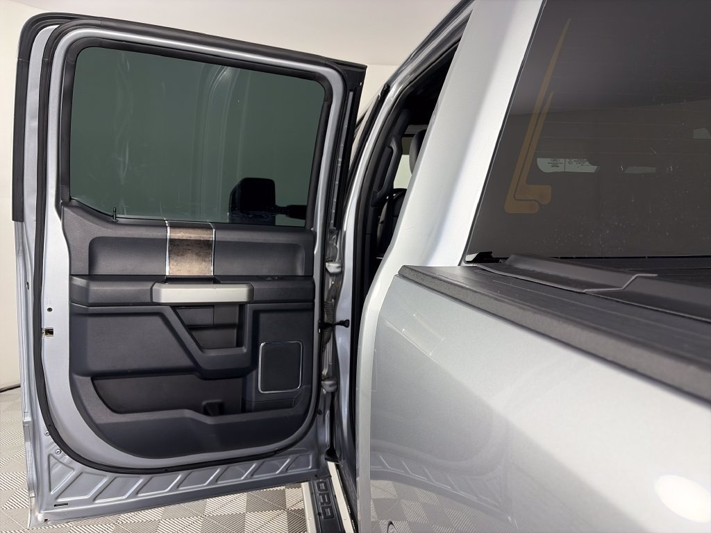 Used 2022 Ford F250 Lariat w/ Lariat Value Package AWD/4WD image 12