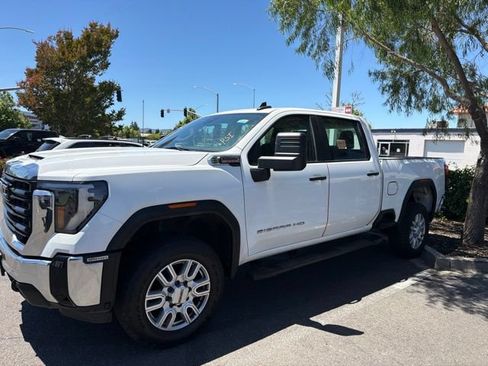 Used 2024 GMC Sierra 2500 Pro AWD/4WD image 18