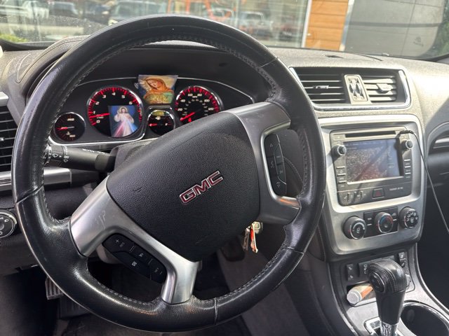 Used 2013 GMC Acadia SLE FWD image 6