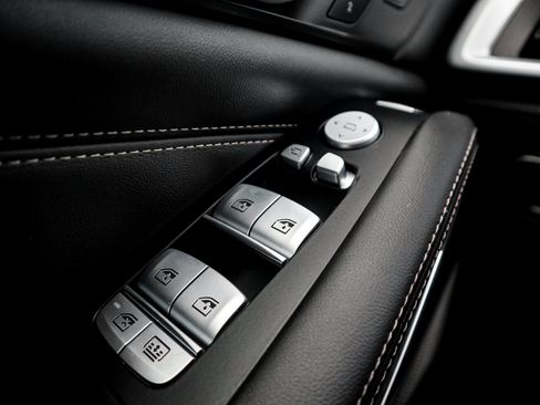 Used 2025 BMW ALPINA XB7 AWD/4WD image 15