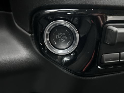 New 2026 GMC Sierra 2500 SLE w/ SLE Value Package; image 18