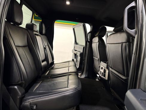 Used 2022 Ford F250 Lariat w/ Lariat Ultimate Package AWD/4WD image 14