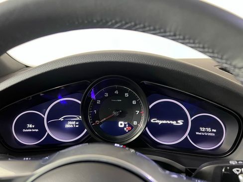 Certified 2023 Porsche Cayenne S AWD/4WD image 31