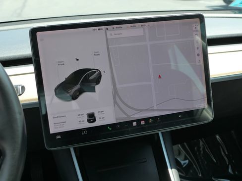 Used 2018 Tesla Model 3 Long Range RWD image 20