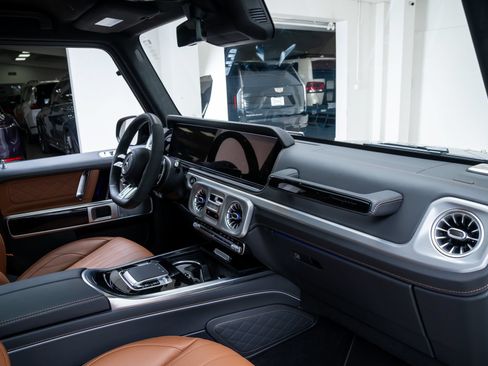 Used 2026 Mercedes-Benz G 63 AMG 4MATIC image 29
