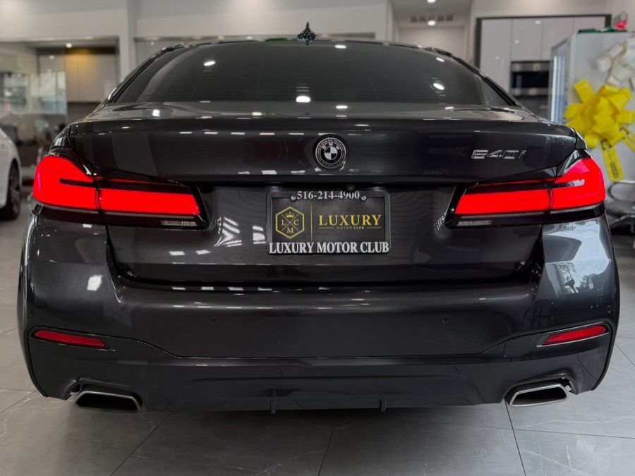 Used 2021 BMW 540i w/ M Sport Package RWD image 6