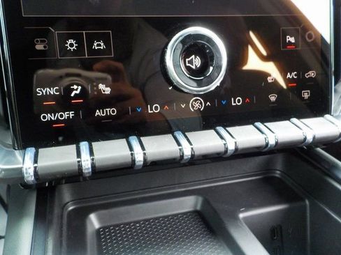 New 2026 GMC Acadia AT4 w/ Super Cruise Package image 40